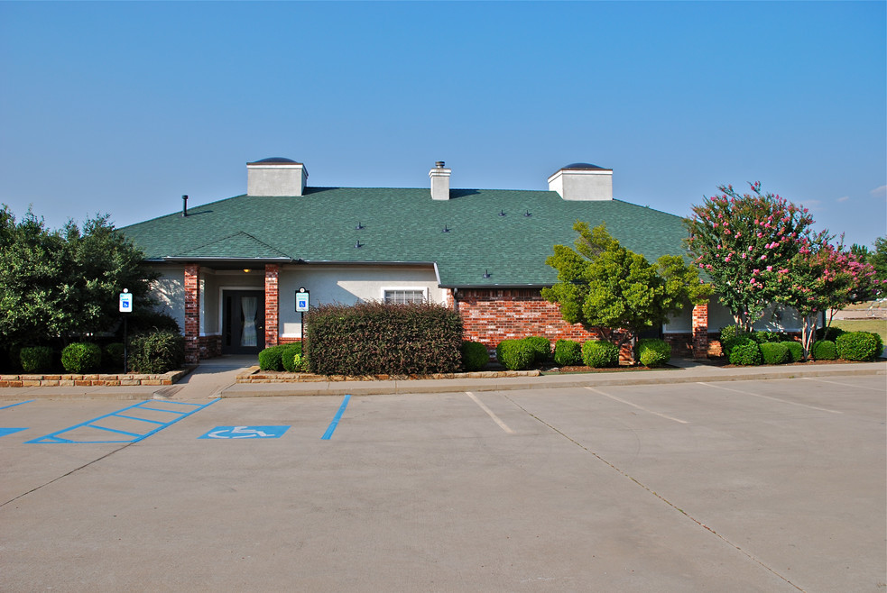 Fox Hollow Townhomes 